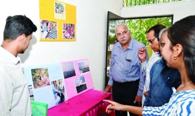 अग्रसेन महाविद्यालय पत्रकारिता विभाग फोटो प्रदर्शनी आयोजित