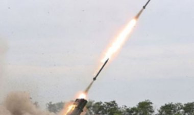 उत्तर कोरिया ने नई तकनीक से लैस मल्टीपल रॉकेट लॉन्चर का परीक्षण किया