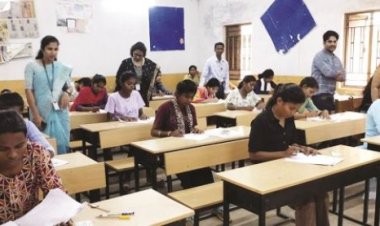 नर्स बनने 414 आदिवासी छात्राओं ने दी परीक्षा