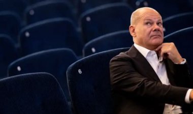 जर्मनी: कैसा होगा केंद्र सरकार के गिरने के बाद का रास्ता