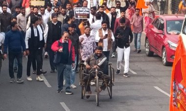 बांग्लादेश में हिंदुओं पर हो रहे जुल्मों के विरोध में इंदौर, भोपाल, जबलपुर सहित प्रदेश के सभी शहरों में निकाली जा रही आक्रोश रैली