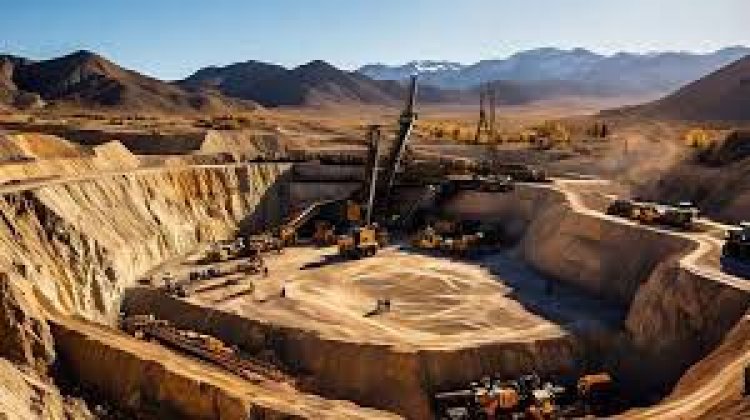 दक्षिण अफ्रीका में खदान में फंसने से कम से कम 100 खनिकों की मौत