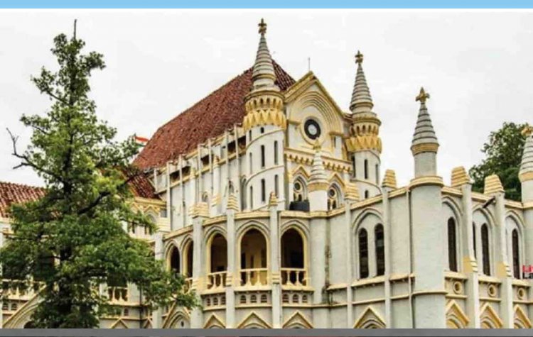 जबलपुर हाईकोर्ट ने दी EWS उम्मीदवारों को बड़ी राहत, आयु सीमा में मिलेगी 5 साल की छूट